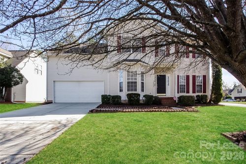 10802 Gold Pan Rd, Charlotte, NC, 28215-8630 | Card Image