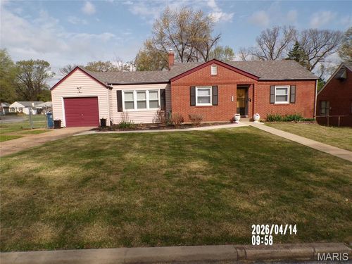 6783 Kenwood Drive, Northwoods, MO, 63121 | Card Image