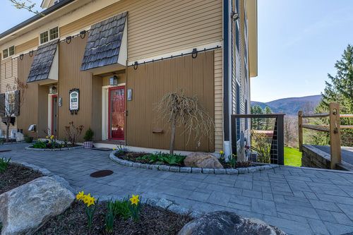 unit-1-764 Barnumville Road, Manchester, VT, 05255 | Card Image
