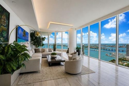 3902-2020 N Bayshore Dr, Miami, FL, 33137-5177 | Card Image