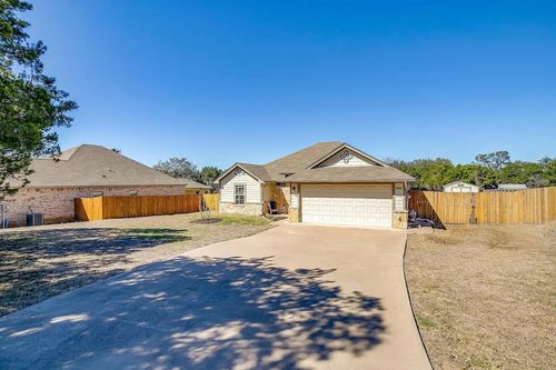 3915 Laramie Trl, Granbury, TX, 76048-6090 | Card Image