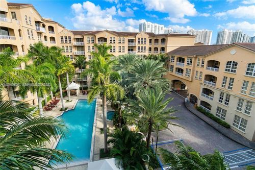 apt-534-3001 Ne 185th St, Aventura, FL, 33180-3341 | Card Image