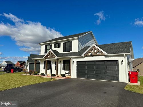 2040 Jelena Road, SHIPPENSBURG, PA, 17257 | Card Image