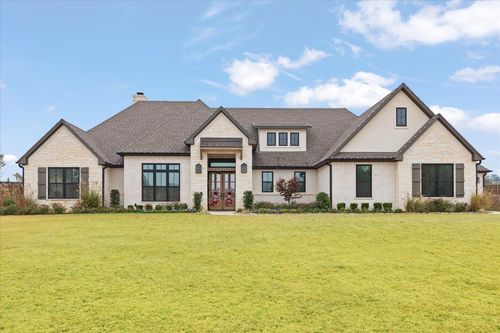 211 Ella Kate Dr, Longview, TX, 75605-0054 | Card Image