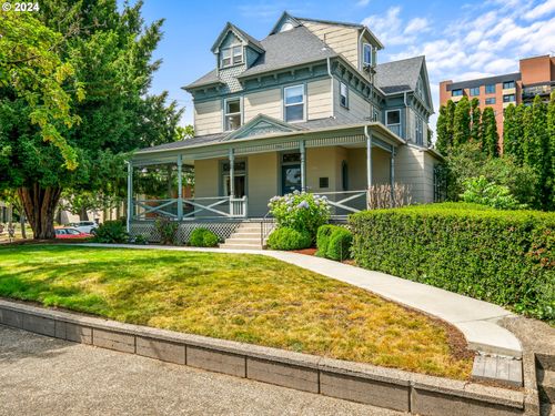 414 W 12th St, Vancouver, WA, 98660-2864 | Card Image