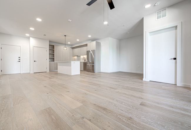 UNIT-333 - 2209 S 1 St St, Condo with 2 bedrooms, 2 bathrooms and 1 parking in Austin TX | Image 4