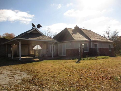 15840 S 642 Rd, Wyandotte, OK, 74370-3233 | Card Image