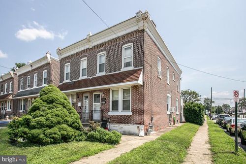 1301 E 9th St, EDDYSTONE, PA, 19022-1429 | Card Image