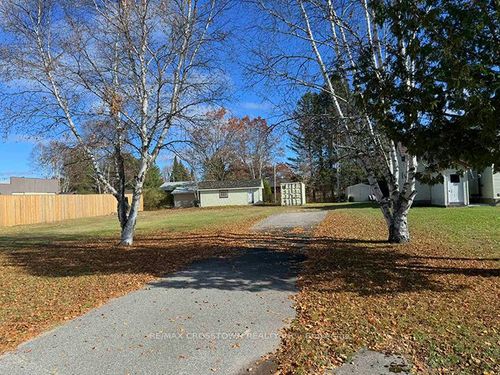 8 Cedar Crt, South River, ON, P0A | Card Image