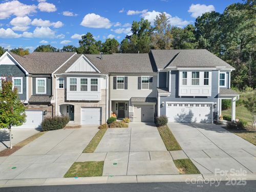 2026 Suttonview Rd, Fort Mill, SC, 29708-0265 | Card Image