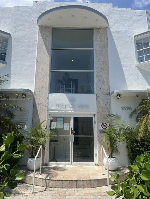 15-1526 Pennsylvania Ave, Miami Beach, FL, 33139-3661 | Card Image