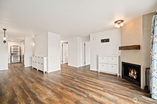 apt-c1-132 Summit Ave N, Kent, WA, 98030-4758 | Card Image