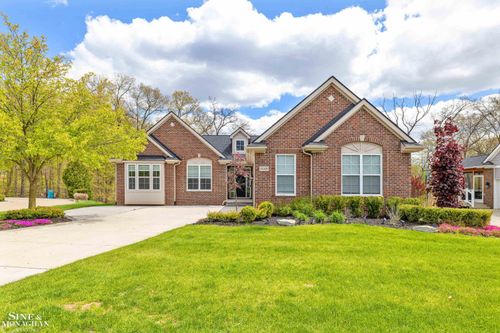 6148 Birchcrest Ln, Commerce Twp, MI, 48382-4898 | Card Image