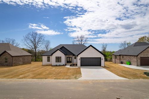 240 Michelle Dr, Beebe, AR, 72012 | Card Image