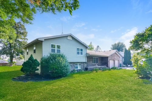 205 South Ln, Green Isle, MN, 55338-4513 | Card Image