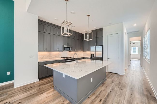 3213 Zach Scott St, Townhouse with 3 bedrooms, 3 bathrooms and 2 parking in Austin TX | Image 19