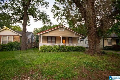 2033 28th Avenue, HUEYTOWN, AL, 35023 | Card Image