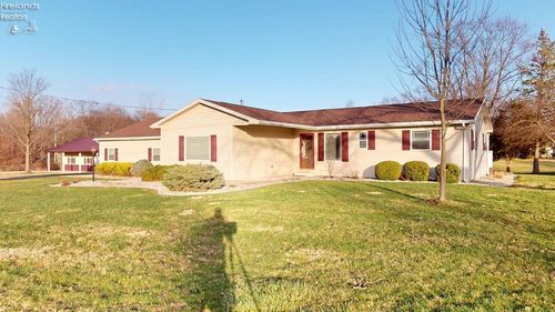 124 Rustic Rook Rd, Willard, OH, 44890-9682 | Card Image