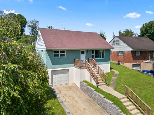 2915 Dawes St, Ashland, KY, 41102-4745 | Card Image