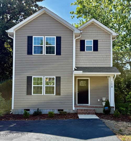 175 S Carlisle St, Southern Pines, NC, 28387-4601 | Card Image