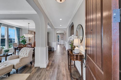 20752 Veneto Way, Porter Ranch, CA, 91326-4622 | Card Image
