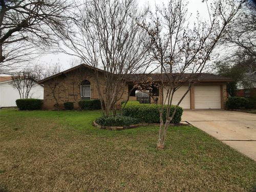 7508 Jade Cir, North Richland Hills, TX, 76180-6724 | Card Image