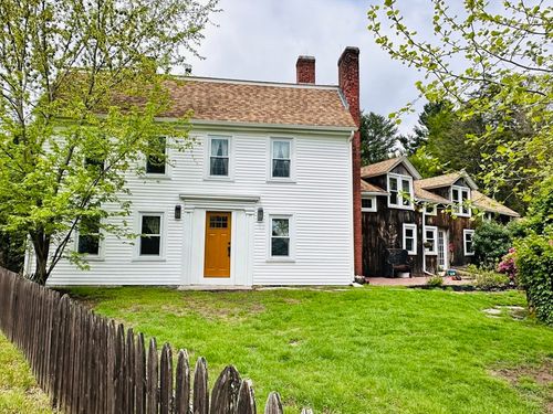 5 Putnam Hill Rd, Sutton, MA, 01590-1722 | Card Image