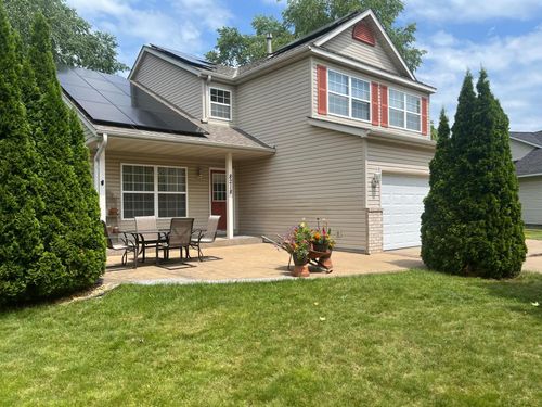 8218 Lori Ln, Woodbury, MN, 55125-7607 | Card Image