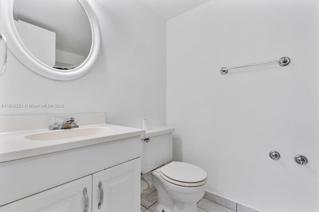 APT-511 - 1125 S Flagler Ave, Condo with 2 bedrooms, 2 bathrooms and null parking in Pompano Beach FL | Image 22