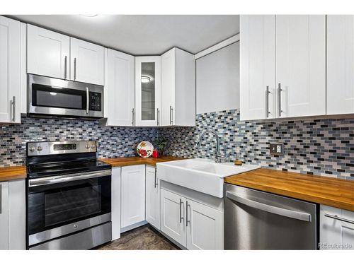 2b-715 S Clinton St, Denver, CO, 80247-1508 | Card Image