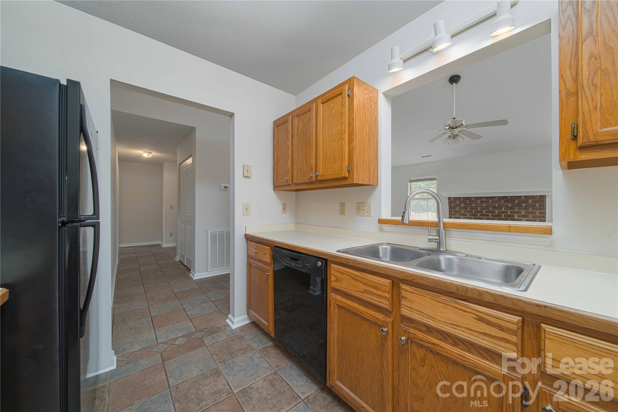 Residential Lease in Denver 5