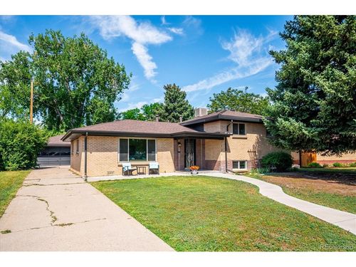 121 S Chase St, Lakewood, CO, 80226-2310 | Card Image