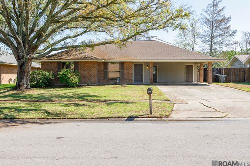 9853 Hawthorne Dr, Baton Rouge, LA, 70809-4606 | Card Image