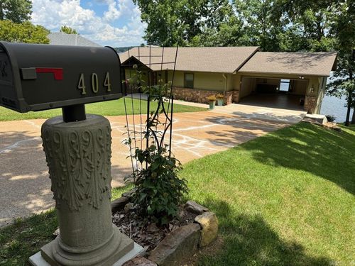 404 Isabella Ln, Horseshoe Bend, AR, 72512-5222 | Card Image