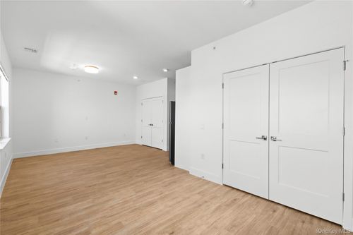 apt-506-1 N Main St, Port Chester, NY, 10573-4383 | Card Image