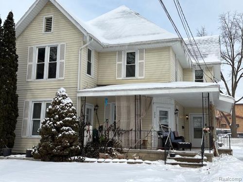 209 Elm St, Flushing, MI, 48433-1609 | Card Image