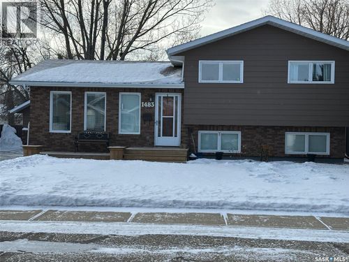 1483 Mather Cres, Estevan, SK, S4A2J8 | Card Image