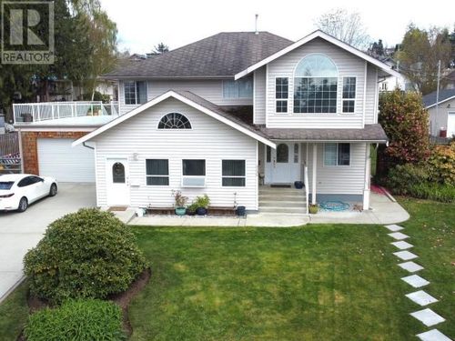 4290 Scotia Pl, Powell River, BC, V8A2X2 | Card Image
