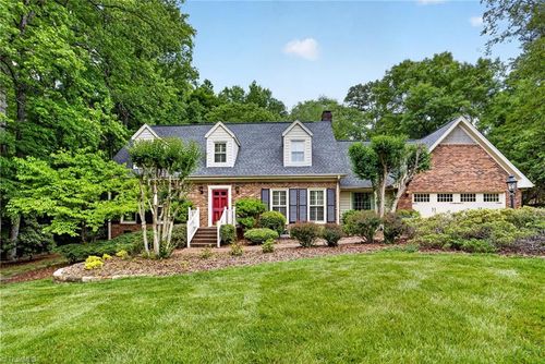 1319 Heathcliff Ct, High Point, NC, 27262-7380 | Card Image