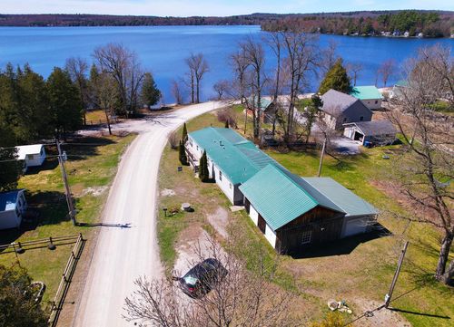 427 Dewing Rd, Franklin, VT, 05457-9436 | Card Image