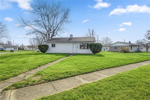 855 Boylan Dr, Xenia, OH, 45385-2455 | Card Image