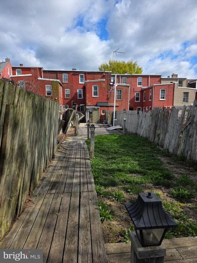 626 2 Nd St, Home with 3 bedrooms, 1 bathrooms and null parking in LANCASTER PA | Image 15