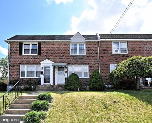 1302 Redwood Ln, NORRISTOWN, PA, 19401-3632 | Card Image