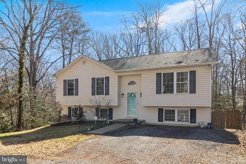 11244 Sitting Bull Cir, LUSBY, MD, 20657-5103 | Card Image