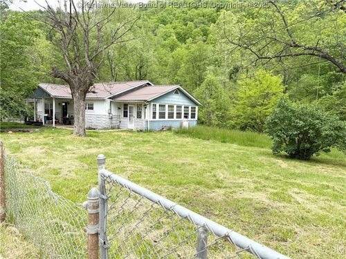 12027 Chap Rd, Twilight, WV, 25204-9714 | Card Image