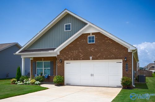 216 Fairbrook Dr, New Market, AL, 35761-4700 | Card Image