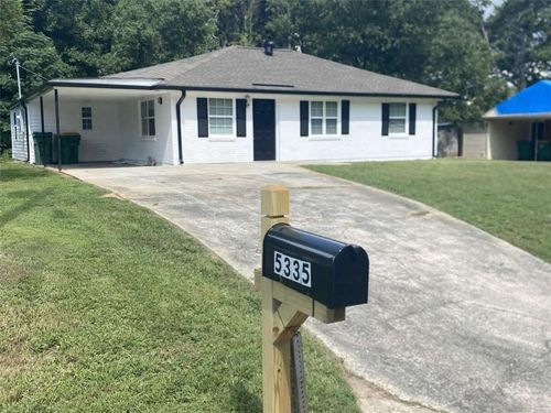 5335 Lee Cir, Forest Park, GA, 30297-2728 | Card Image