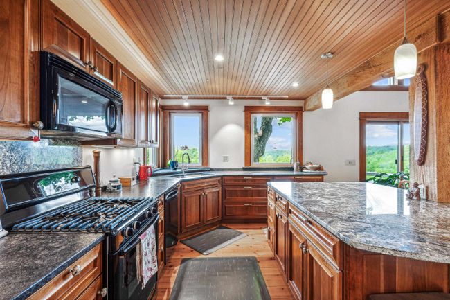 1133 Atwood Ln, House other with 3 bedrooms, 3 bathrooms and null parking in Woodstock VT | Image 9