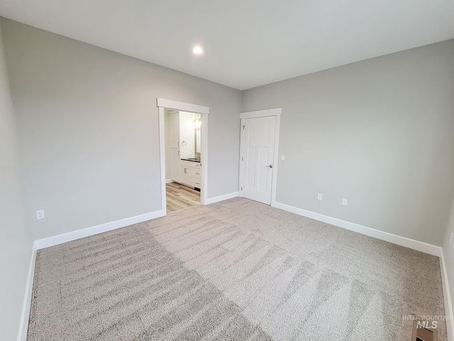 B - 2113 Powers Ave, Townhouse with 2 bedrooms, 2 bathrooms and 2 parking in Lewiston ID | Image 9