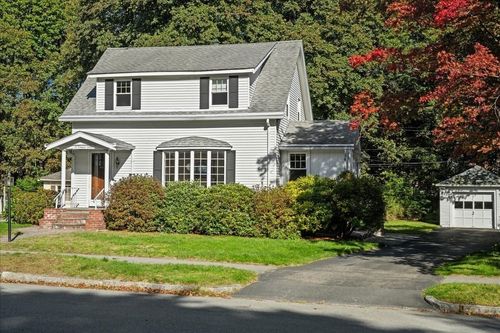 22 Vassar St, Worcester, MA, 01602 | Card Image